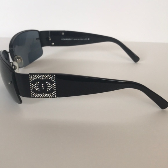 Chanel sunglasses - Picture 3 of 8